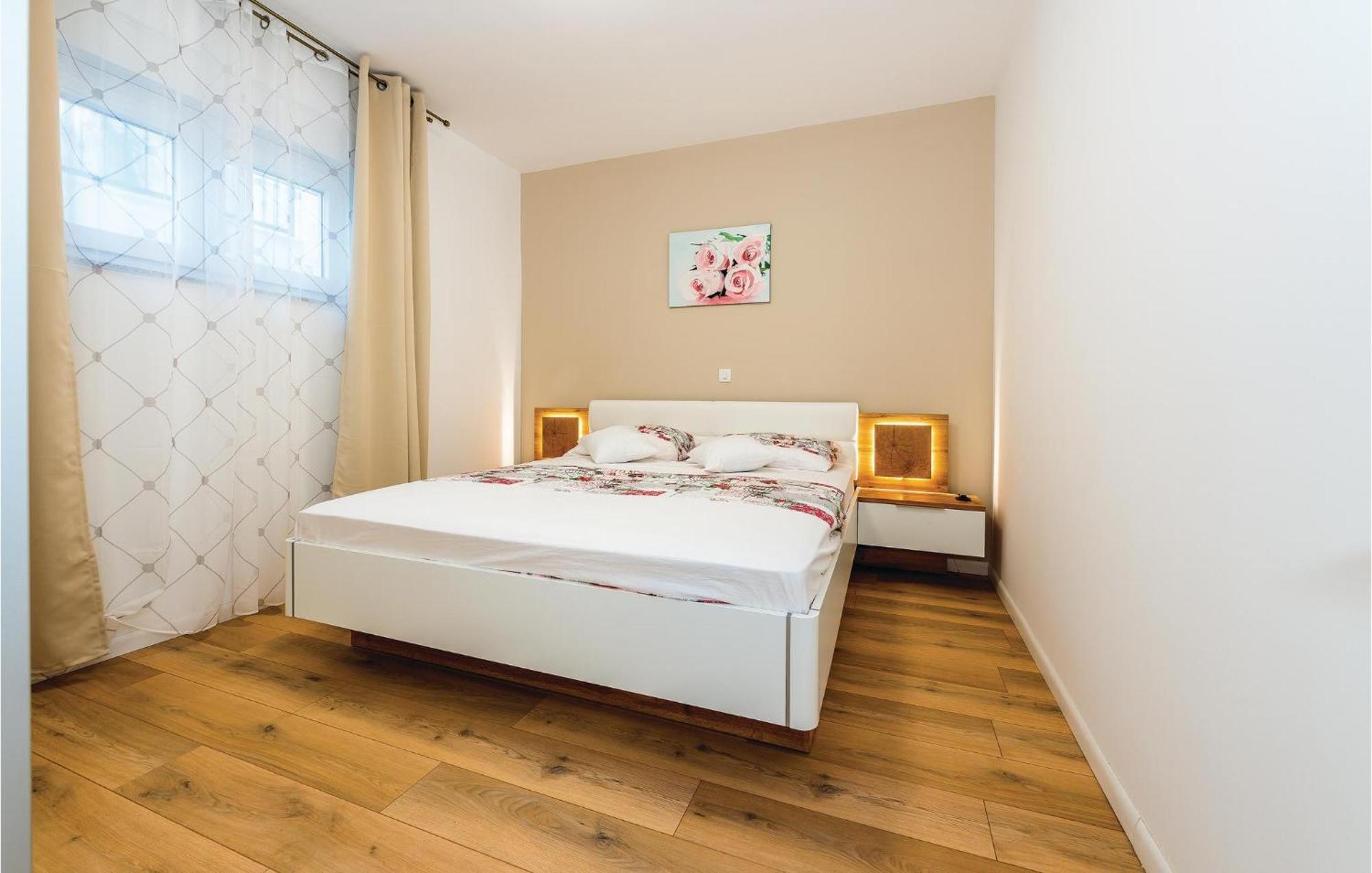 Beautiful Home In Sibenik With Kitchen מראה חיצוני תמונה