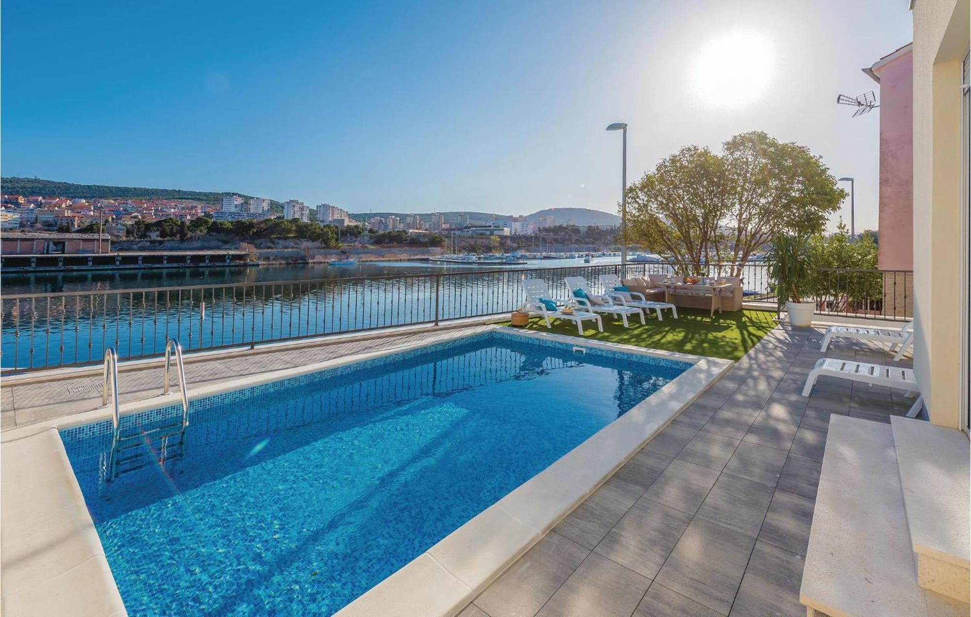 Beautiful Home In Sibenik With Kitchen מראה חיצוני תמונה